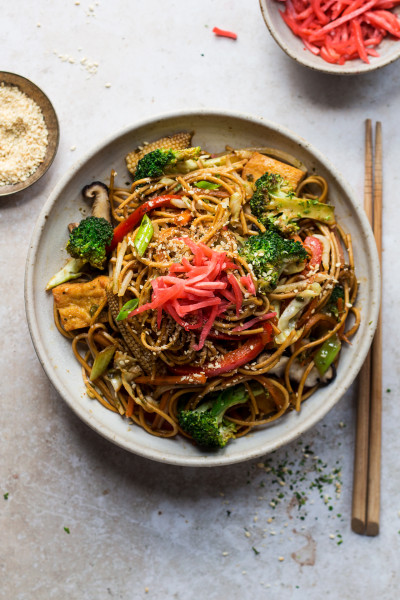 vegan yakisoba dish