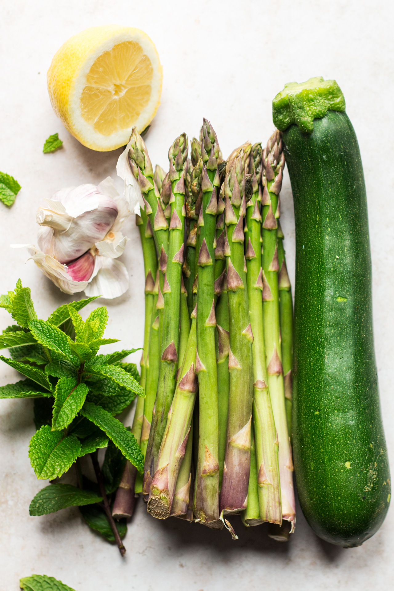 asparagus zucchini pasta ingredients