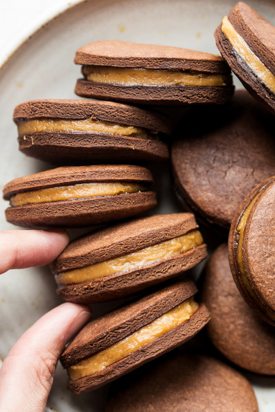 peanut butter sandwich cookies bowl