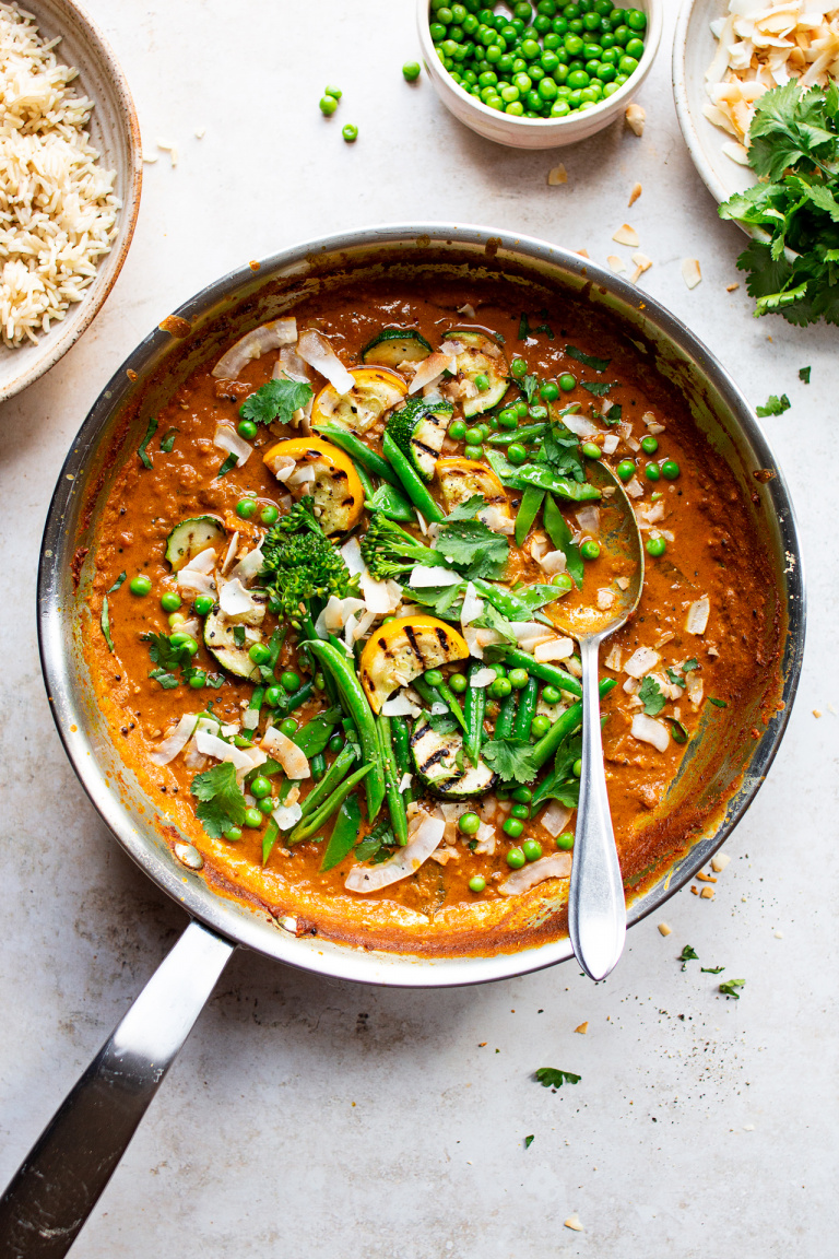 Green bean sale and lentil curry