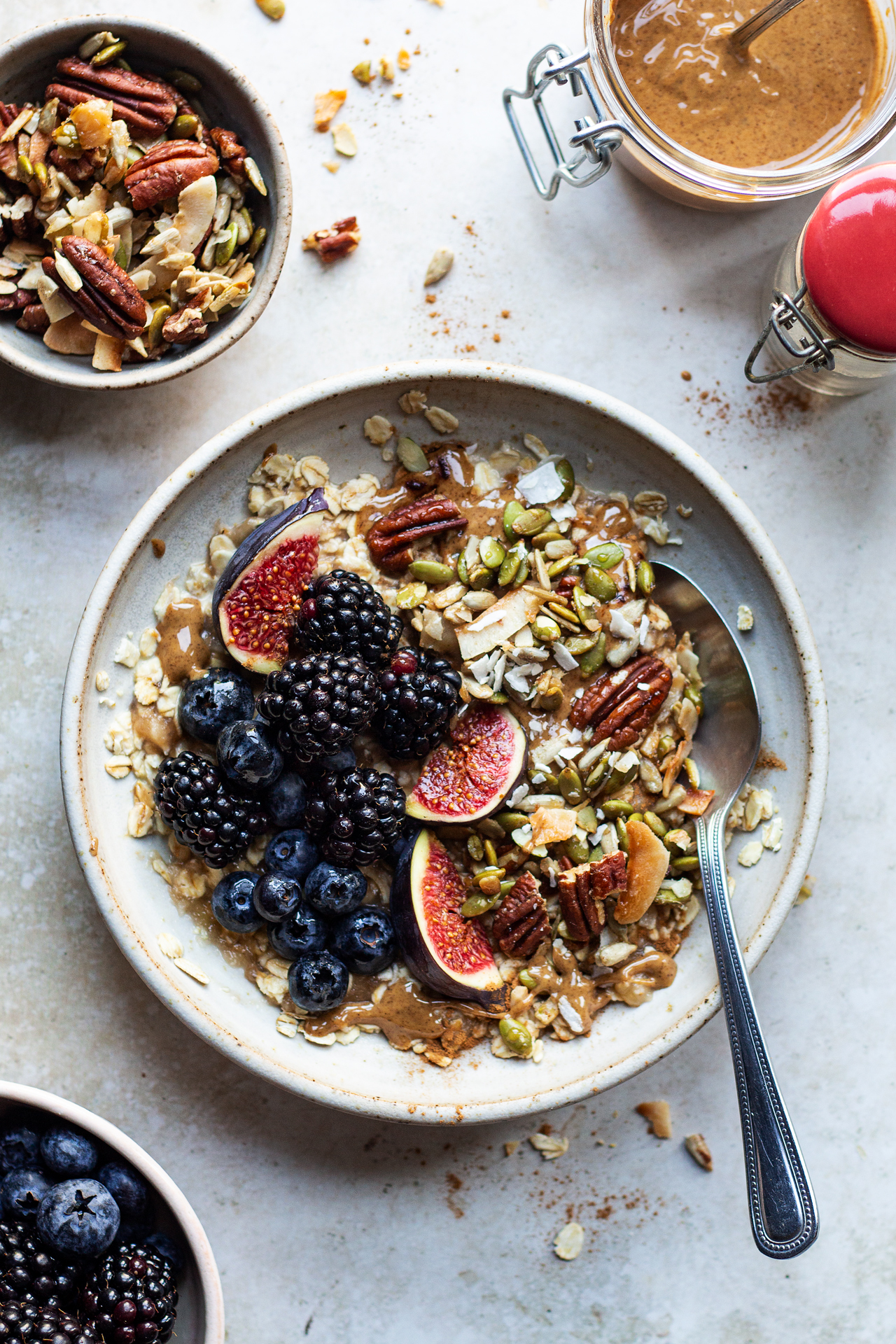 banana overnight oats bowl