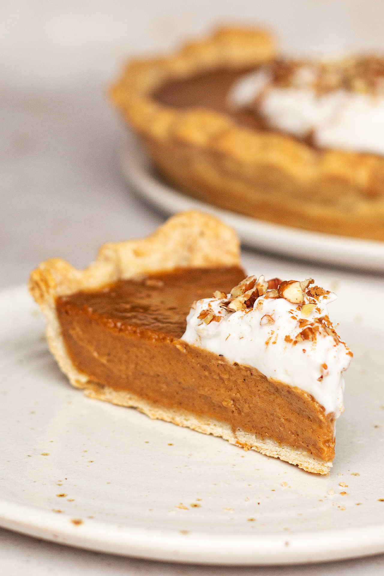 vegan pumpkin pie slice