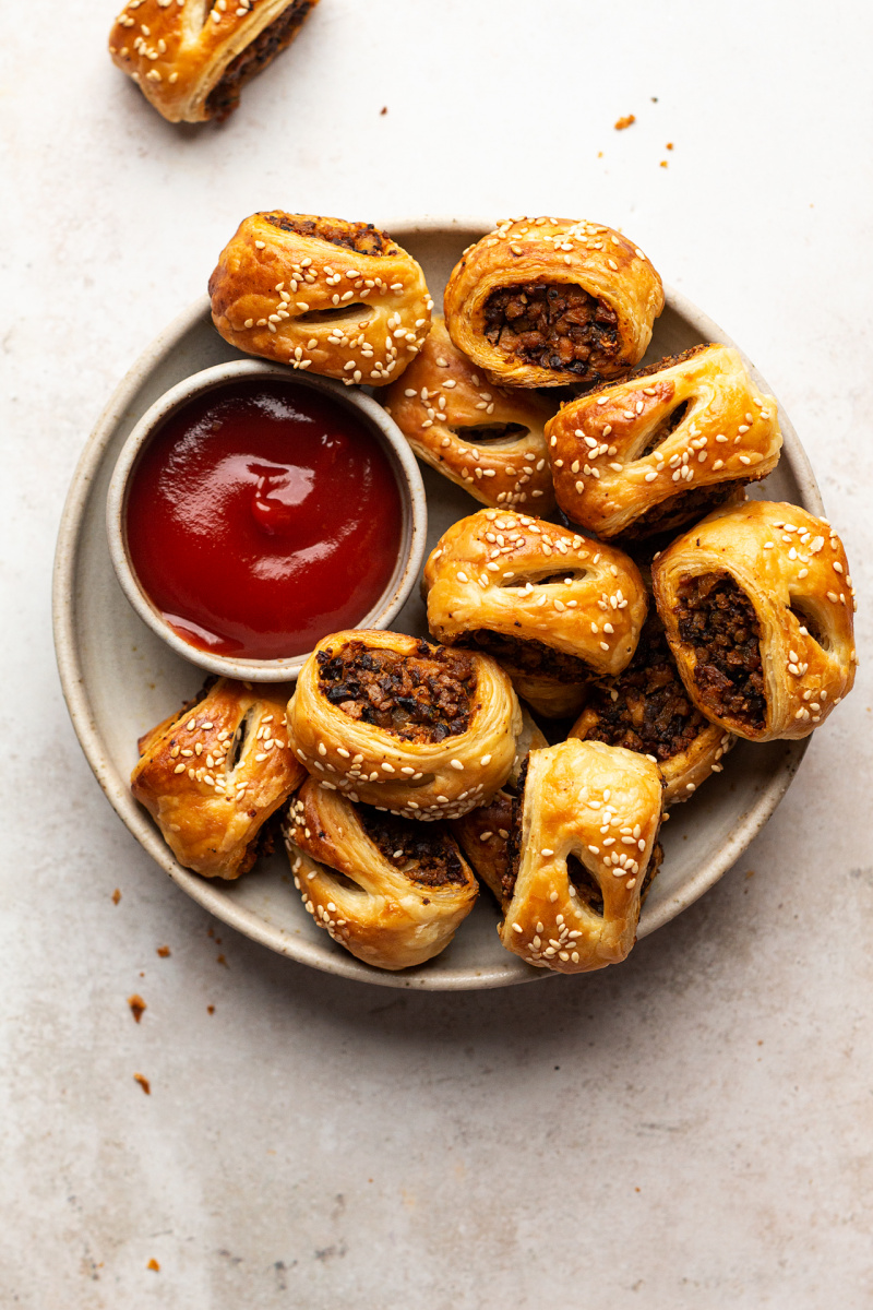 mini vegan sausage rolls plate