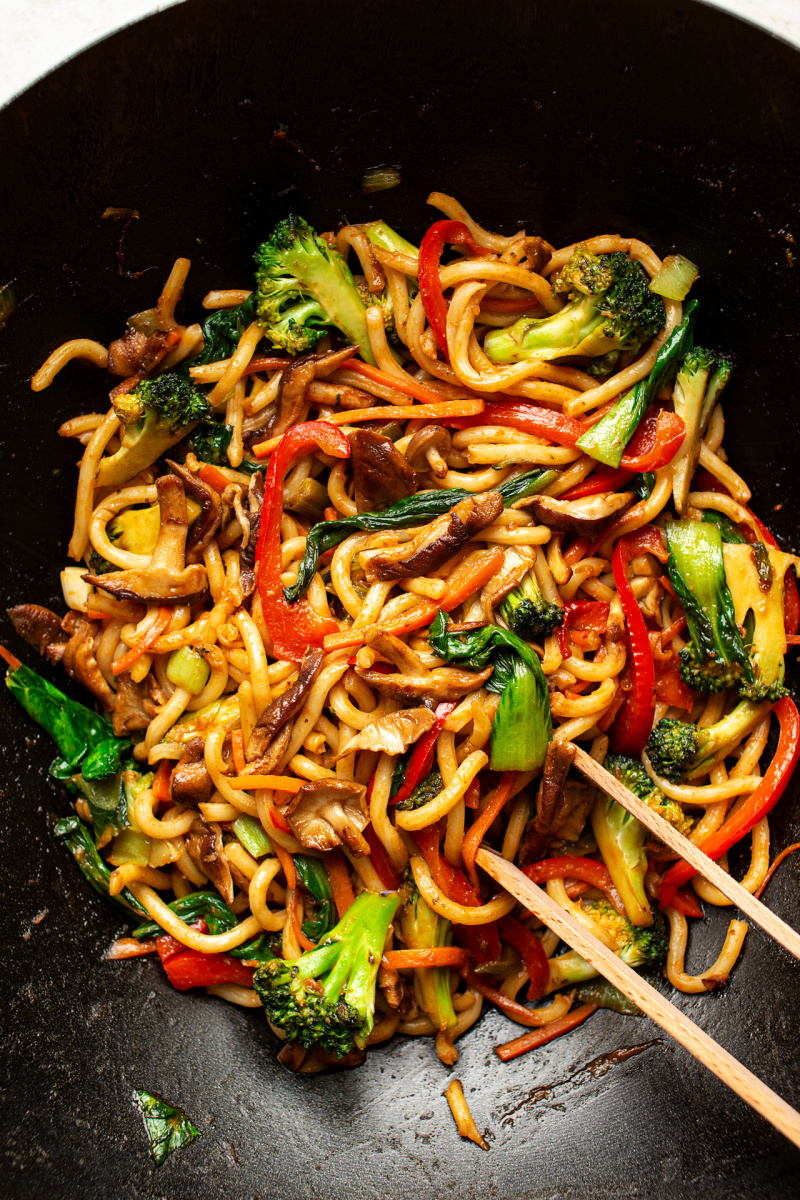 vegan yaki udon wok