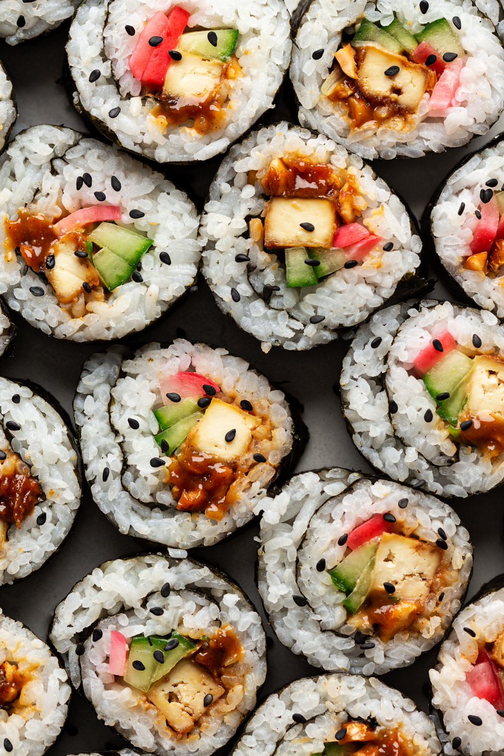 Crunchy California Rolls Sushi with Tofu