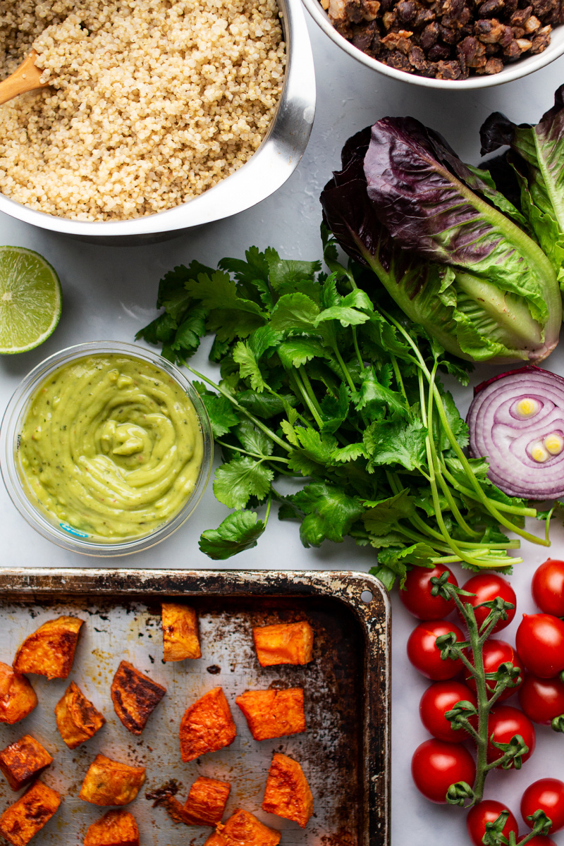 Mexican lunch bowl with spicy crumb - Lazy Cat Kitchen