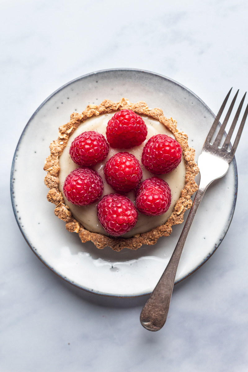 vegan white chocolate ganache tarts plate