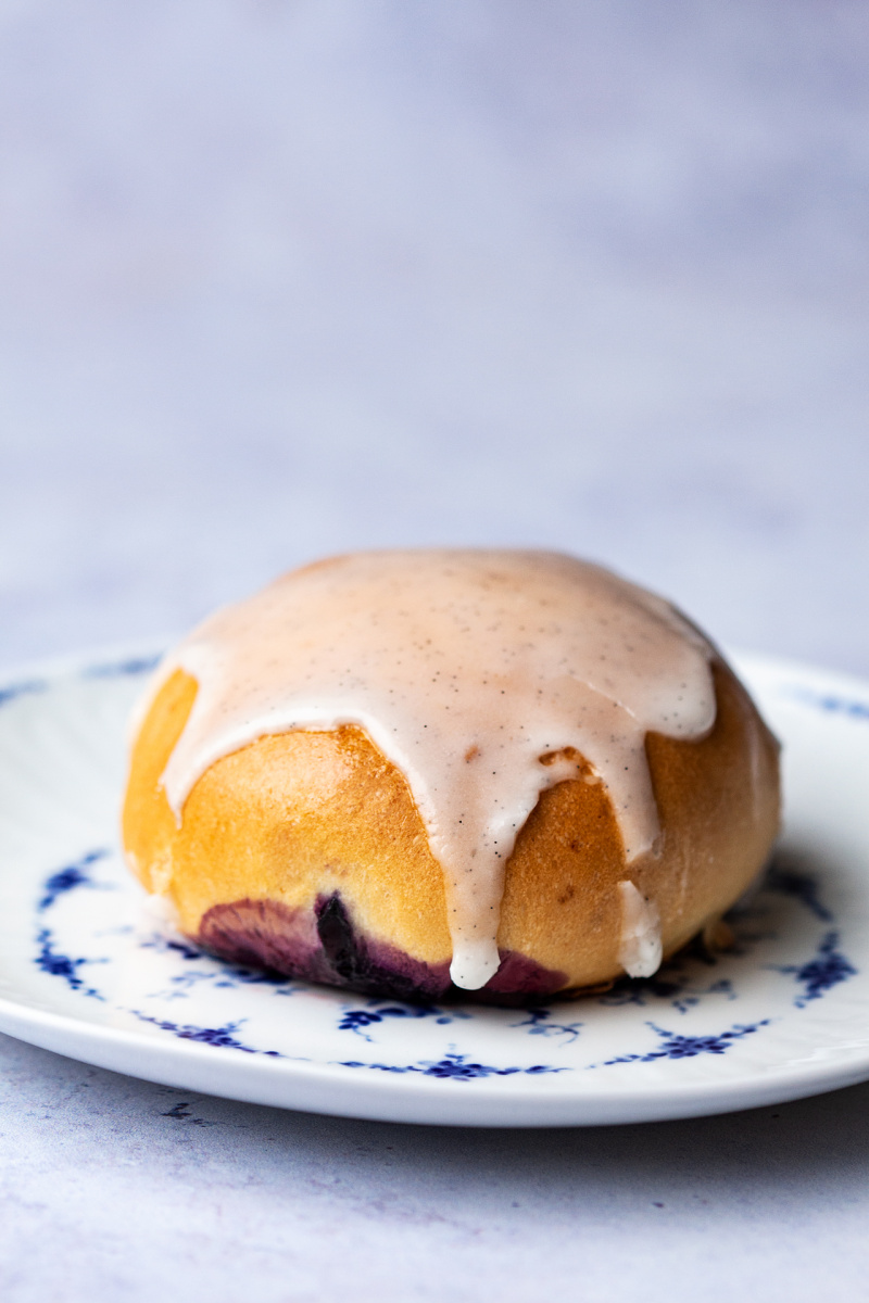 vegan jagodzianki blueberry buns small