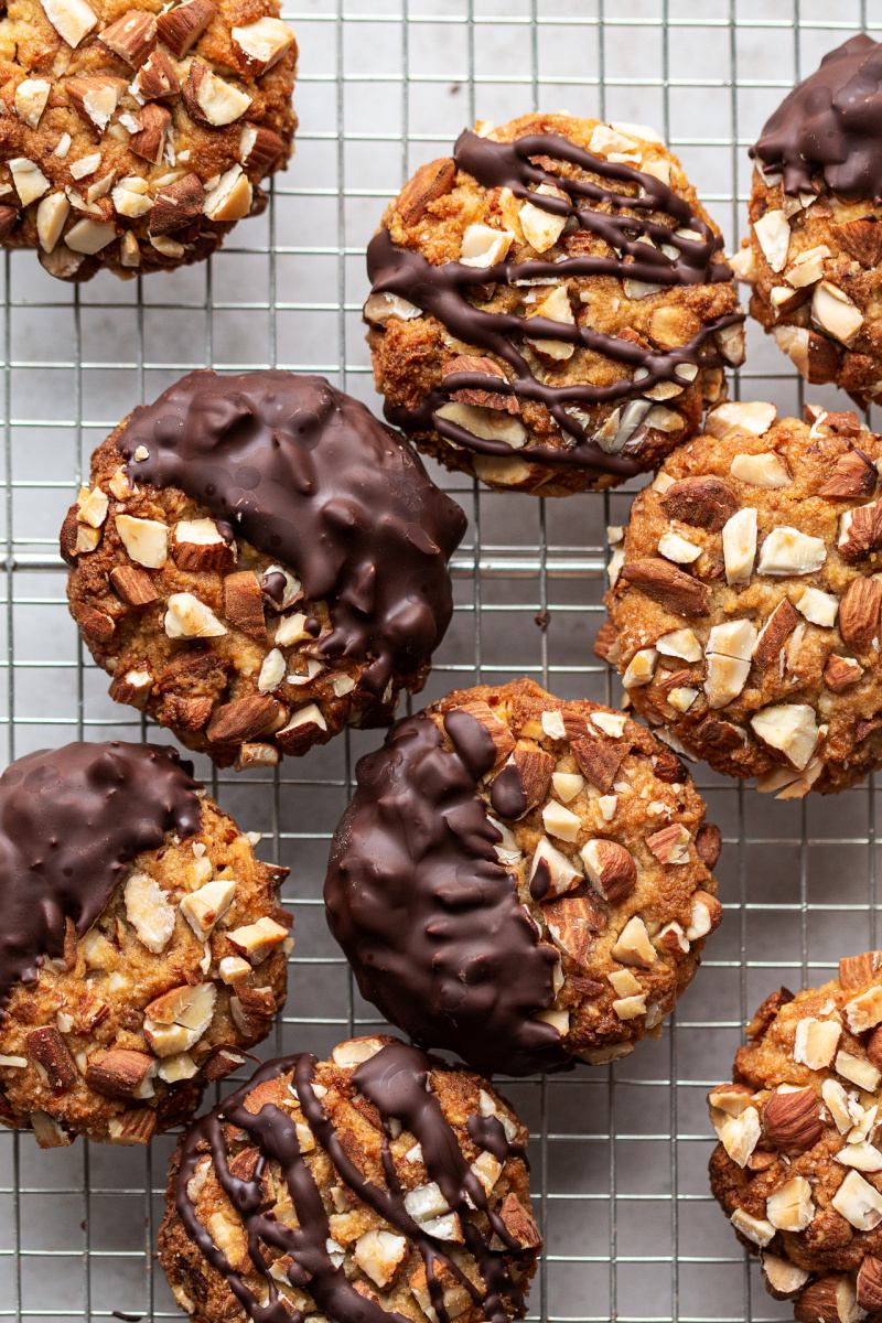 vegan almond cookies chocolate