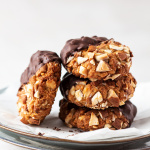 Vegan almond cookies-image