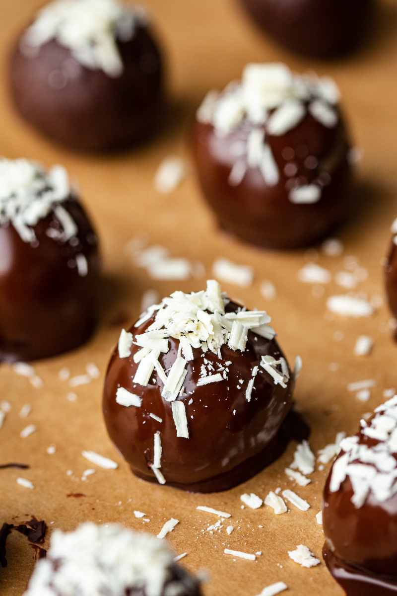 Vegan Marzipan Bonbons -  - Recipes, desserts and tips