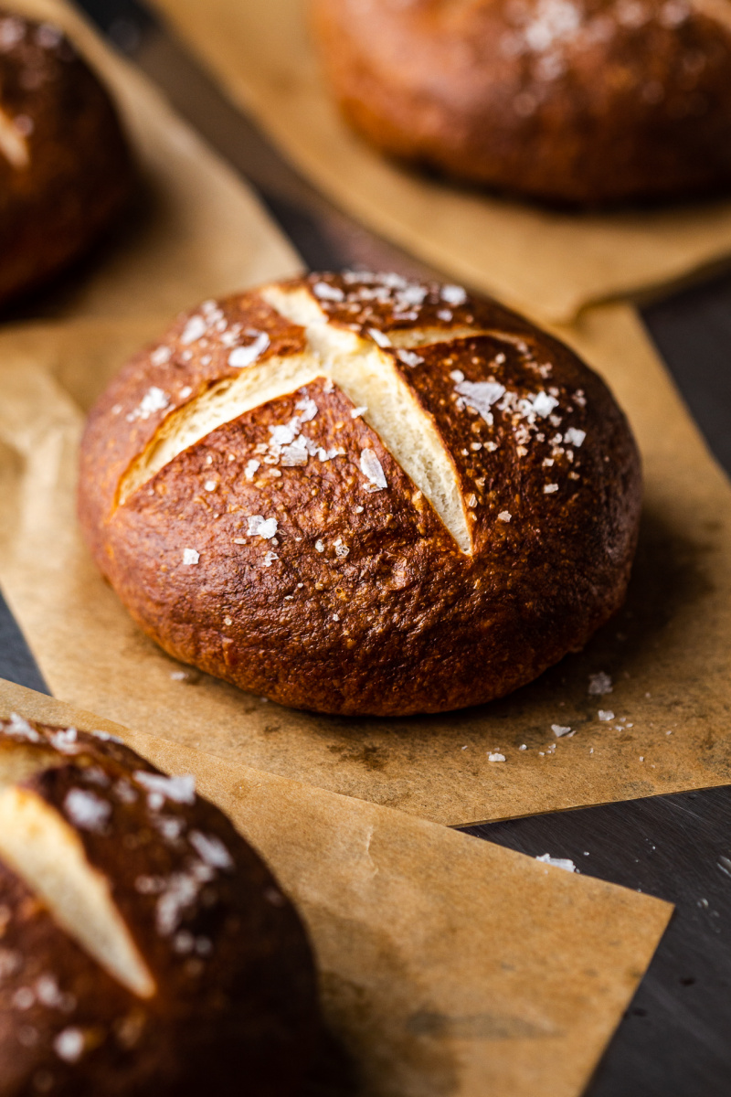 Soft Pretzel Burger Bun Recipe | Bryont Blog