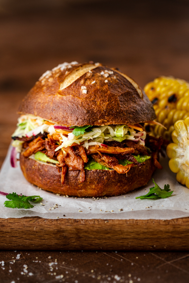 vegan pulled pork burger one