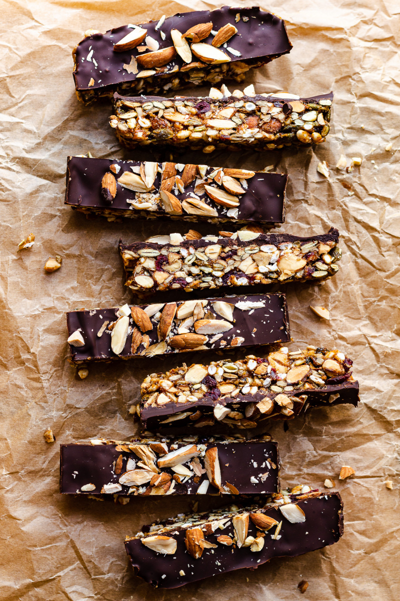 no bake granola bars cut