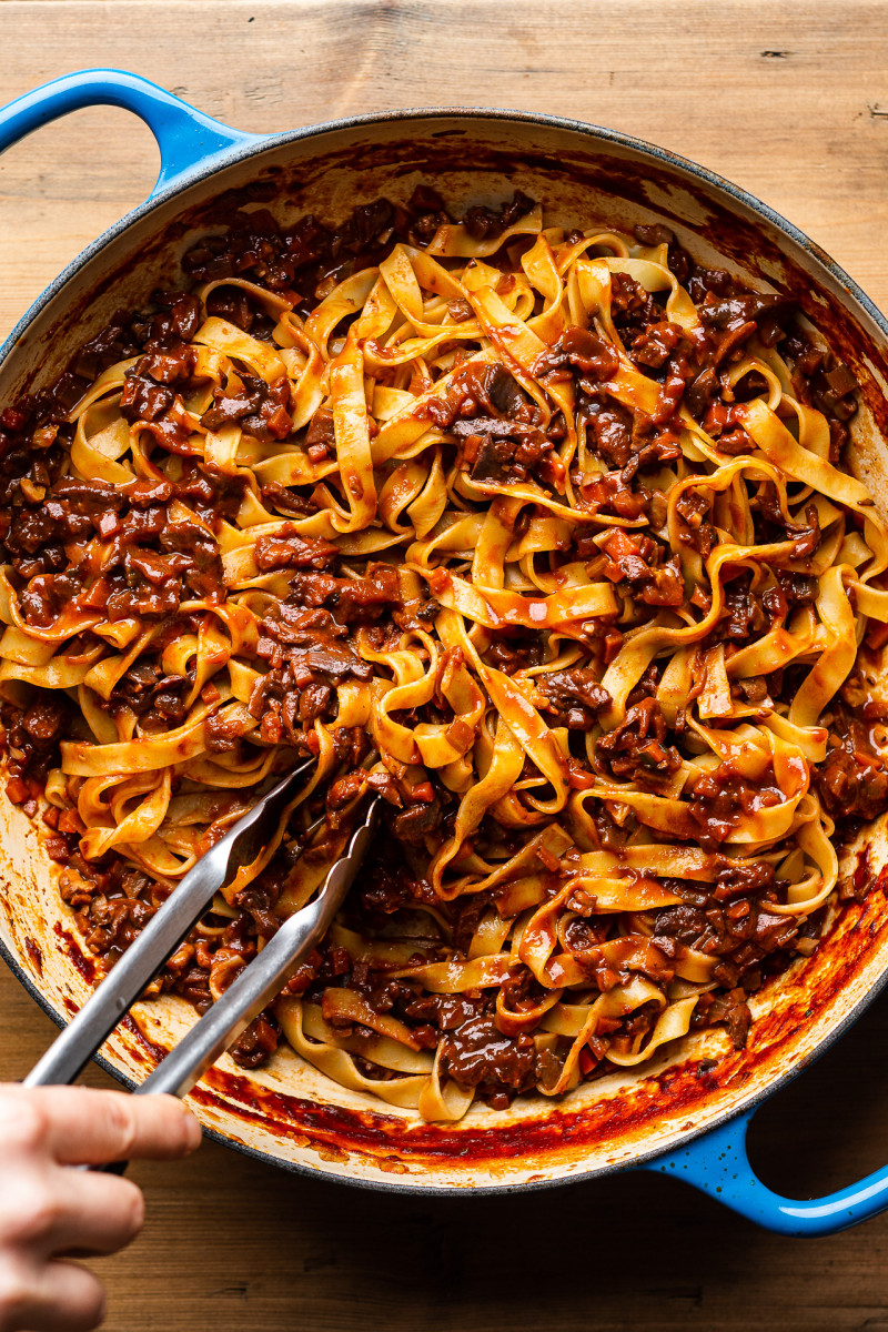 vegan ragu pasta mixed in