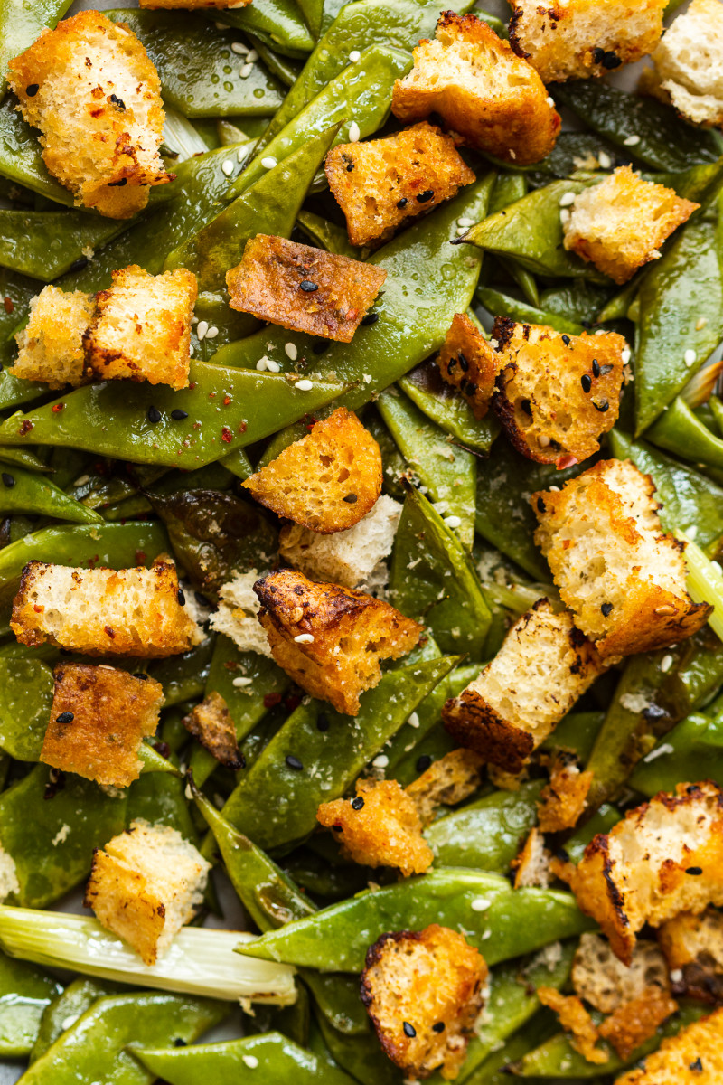 green beans miso croutons close