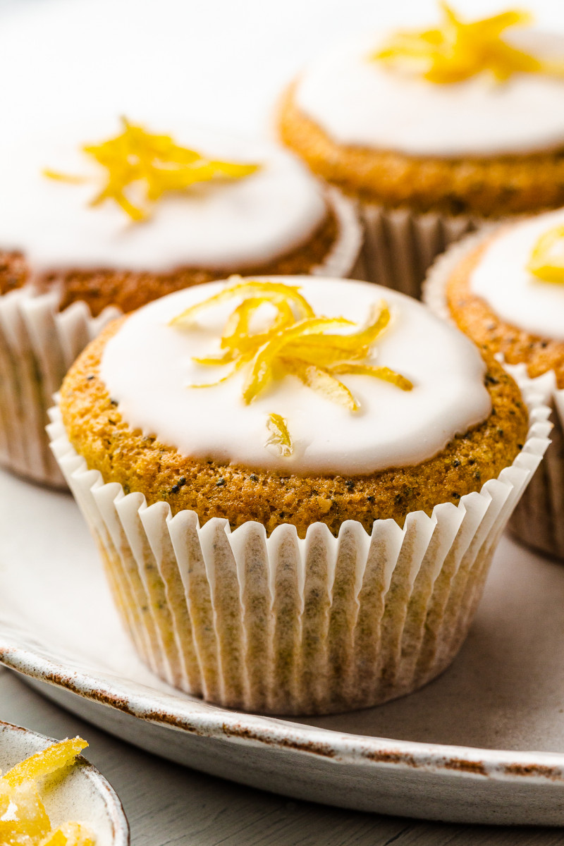 vegan lemon poppy seed muffins