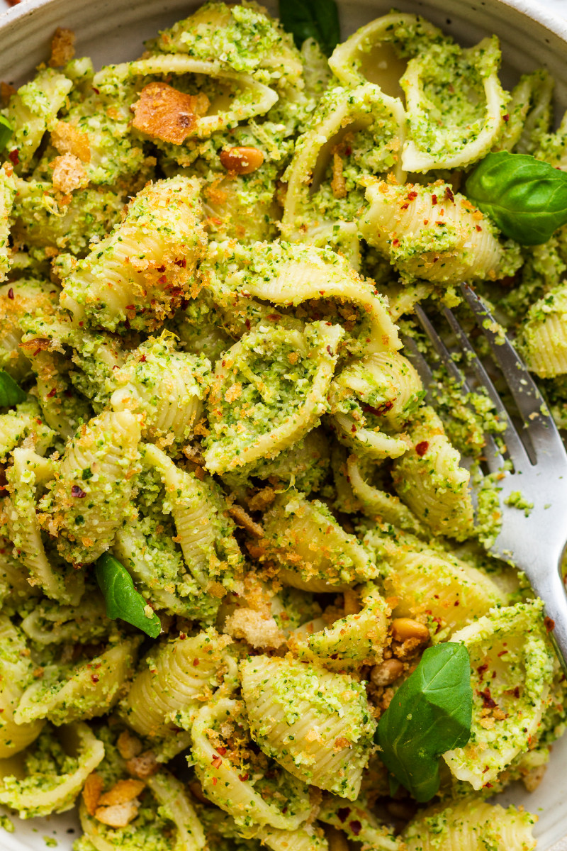 broccoli pesto pasta close up