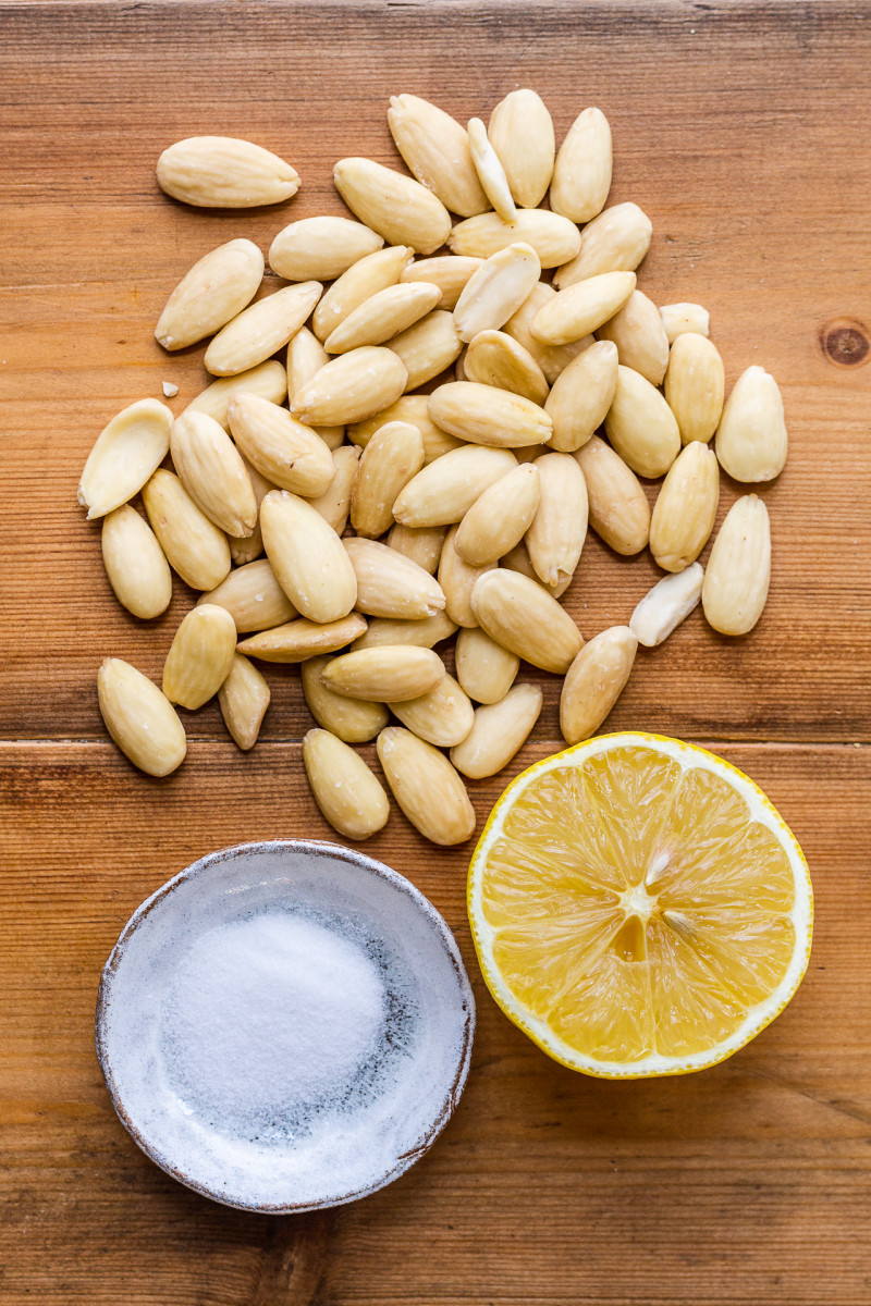 vegan almond ricotta three ingredients