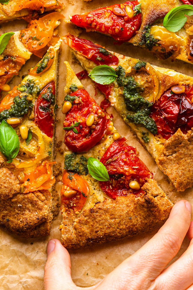 vegan tomato galette sliced