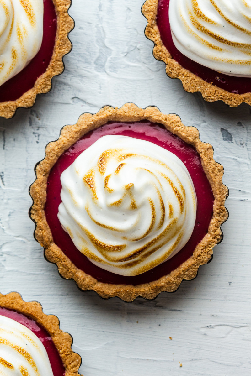 vegan raspberry curd tarts top down