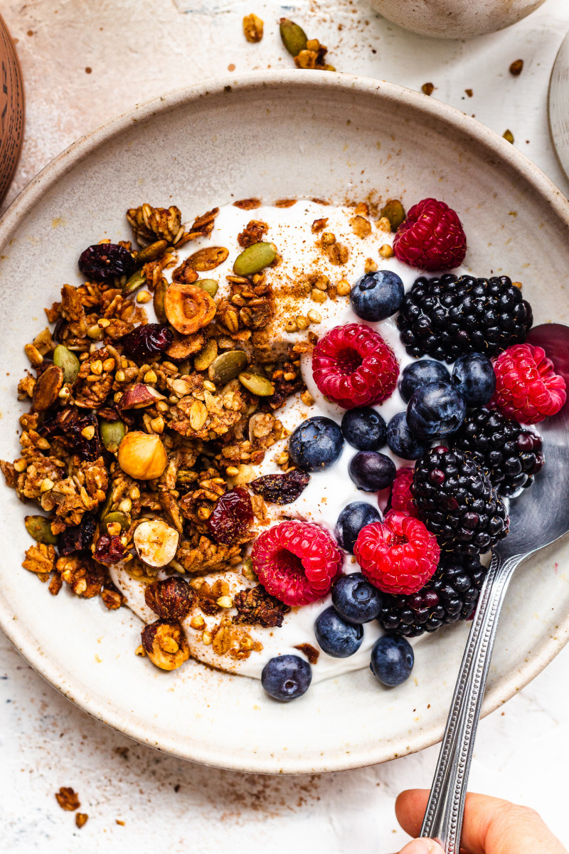 Apple granola - Lazy Cat Kitchen