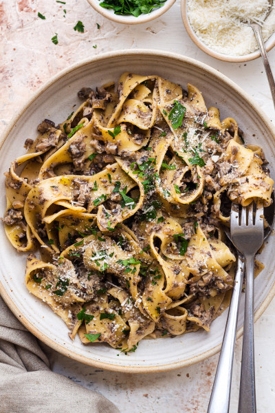 creamy mushroom pasta bowl