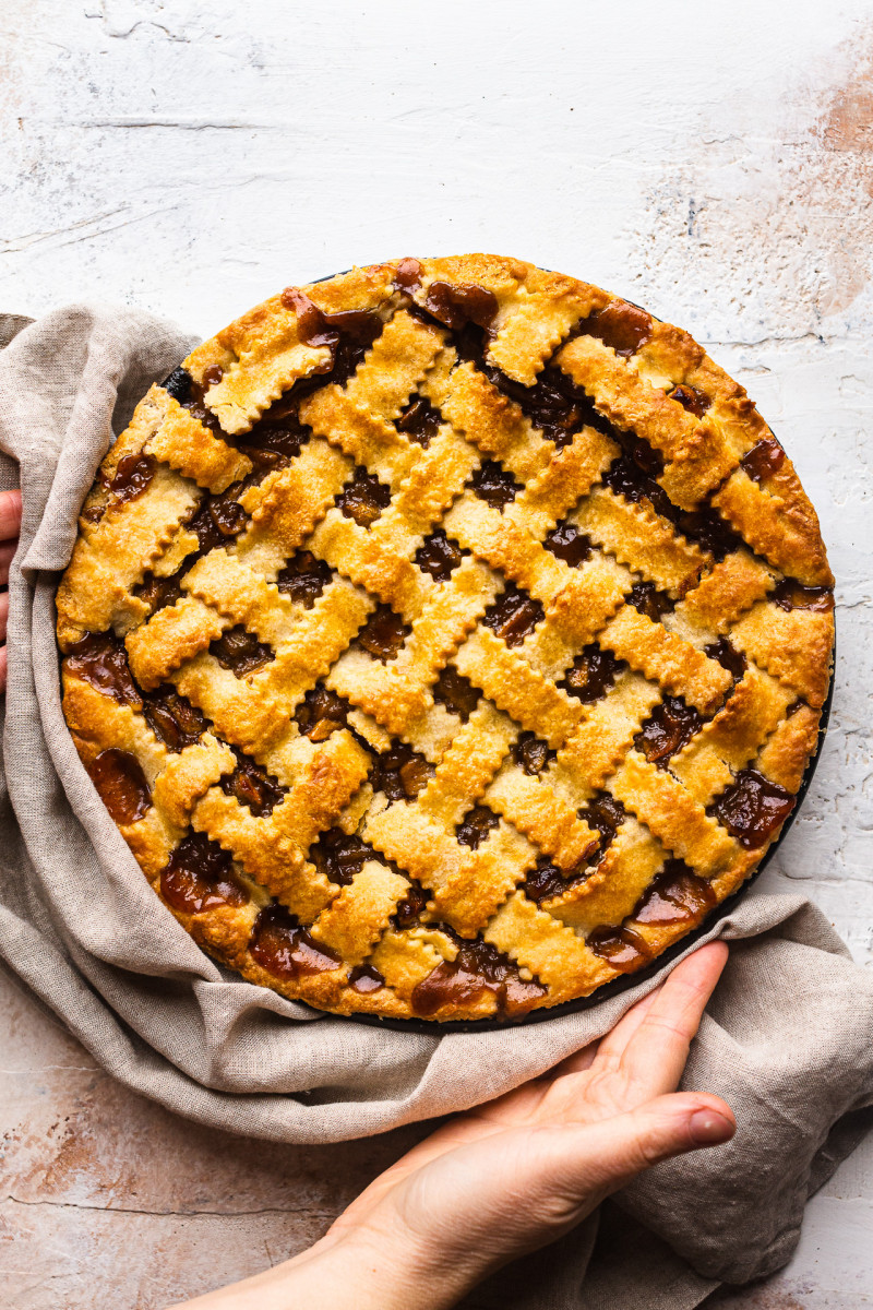 vegan apple pie baked