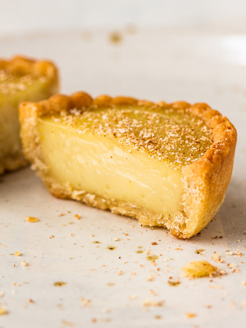 vegan custard tarts crosssection