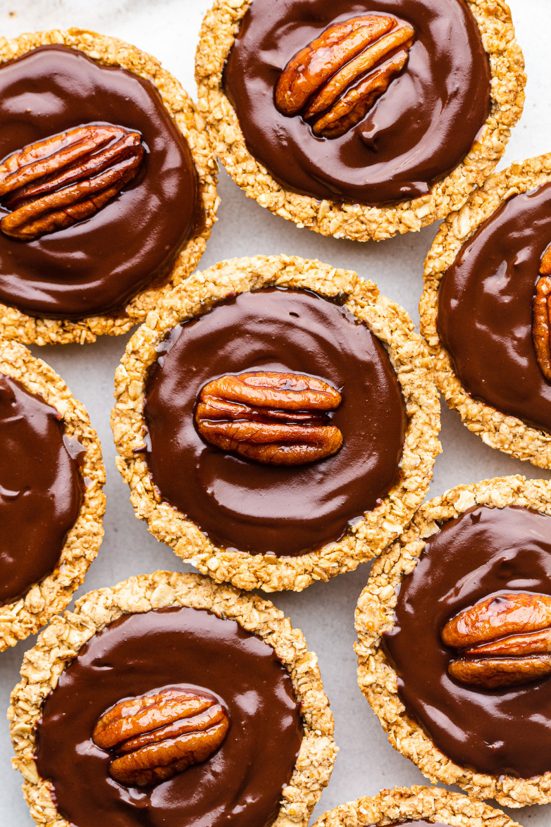 pecan pie cups setting