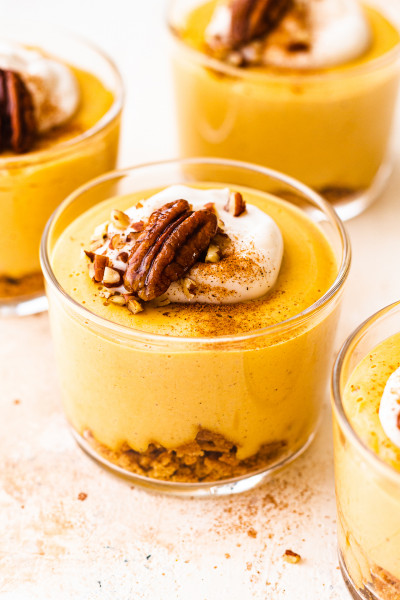 vegan pumpkin cheesecake four jars