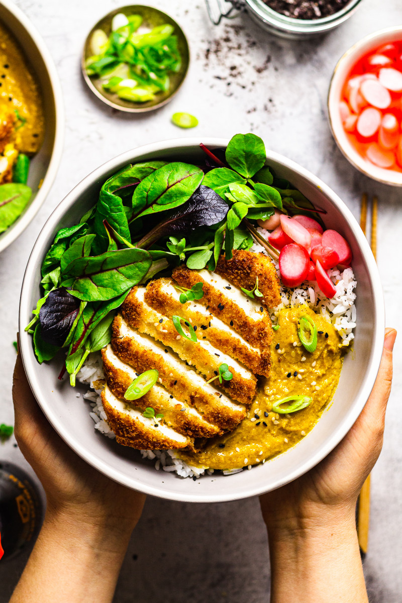 vegan katsu curry tofu bowl