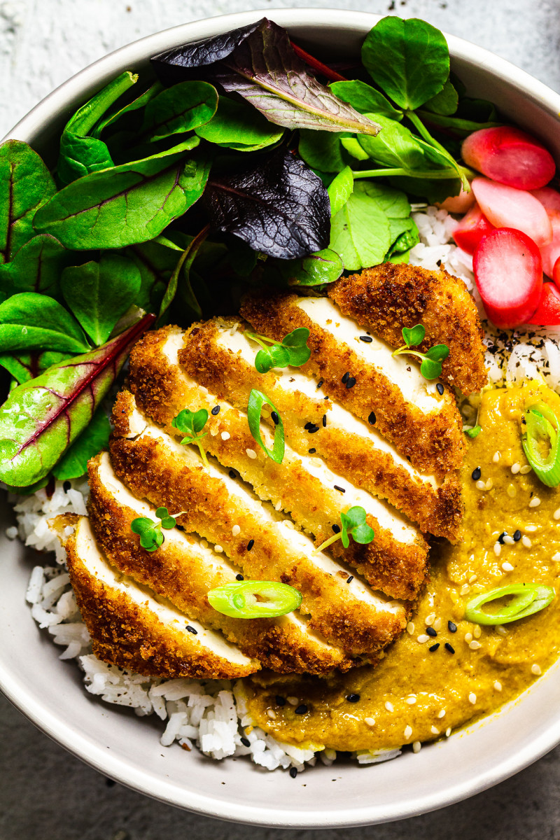 vegan katsu curry tofu close up