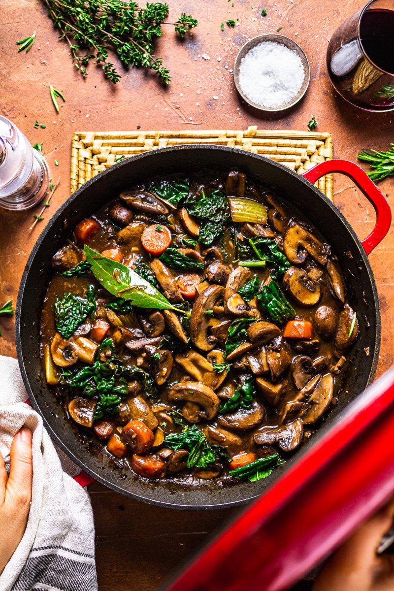 vegan bourguignon celeriac mash pot