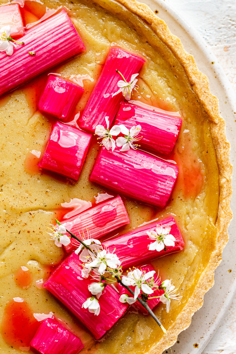 vegan custard tart close up