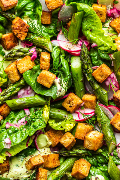 https://cdn77-s3.lazycatkitchen.com/wp-content/uploads/2023/05/asparagus-salad-lemon-tofu-close-400x600.jpg