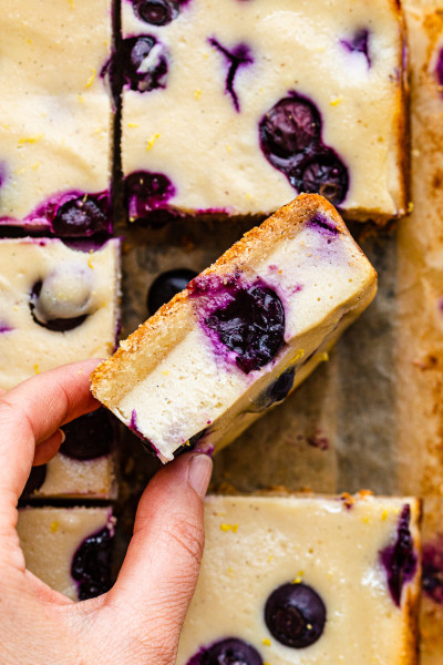 vegan cheesecake bars blueberries slice out