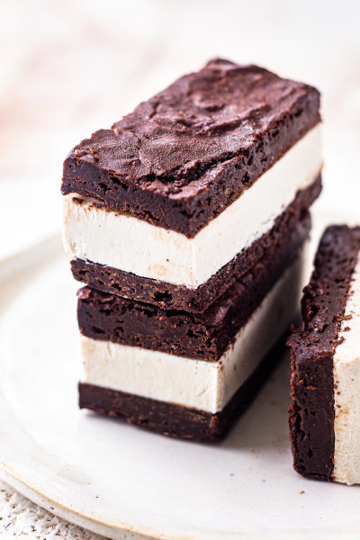 vegan ice cream sandwich stack