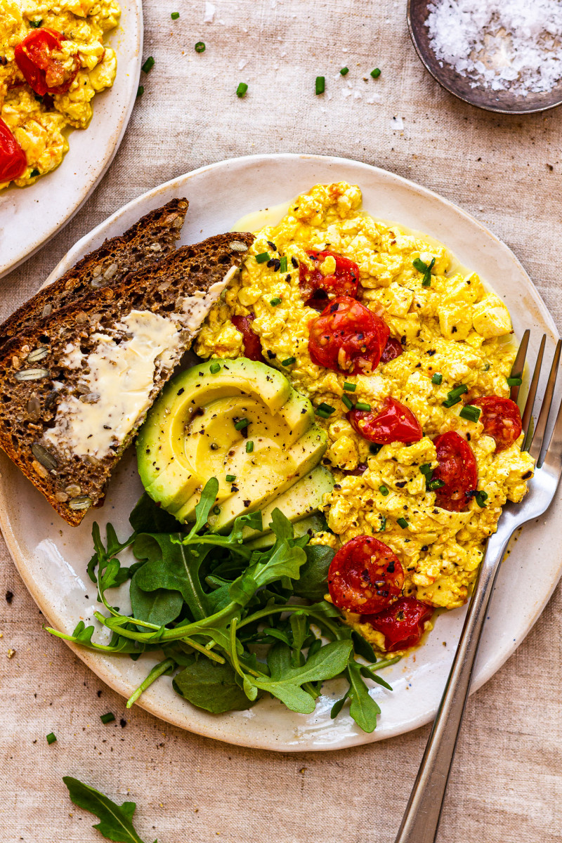 Tofu scramble - Lazy Cat Kitchen