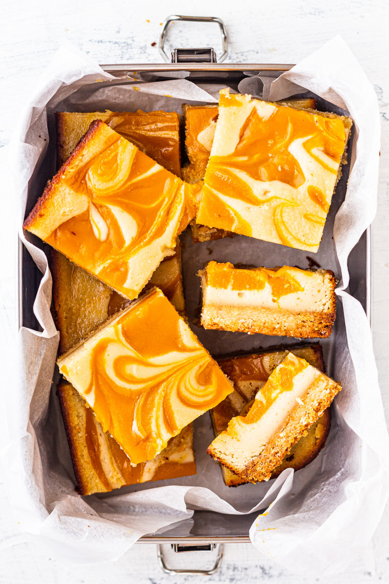 vegan mango cheesecake bars tin