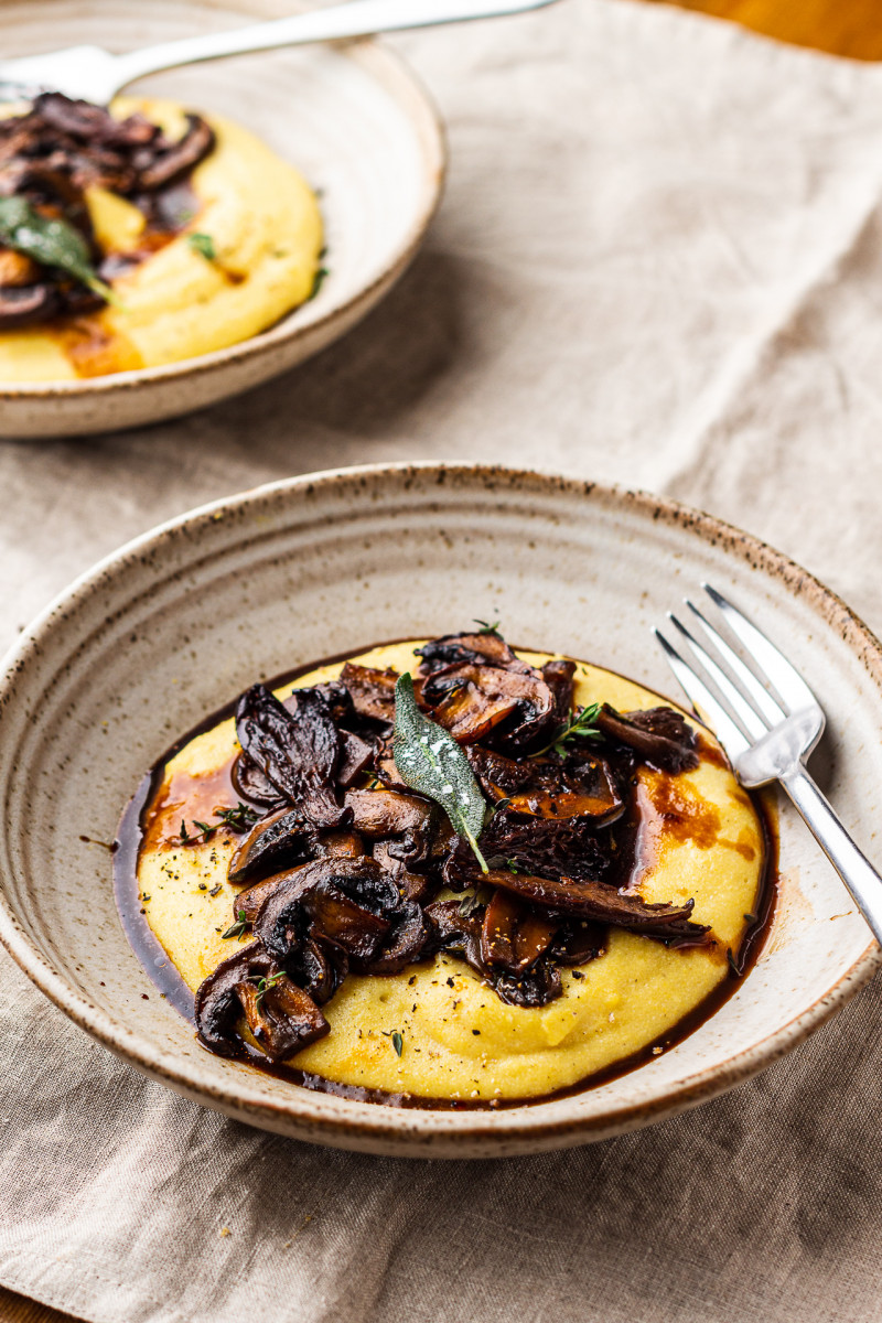 creamy polenta plate side