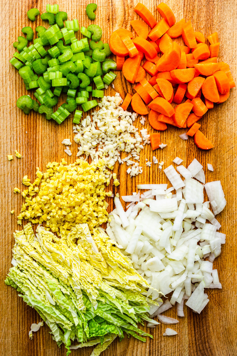 vegan chicken soup ingredients chopped