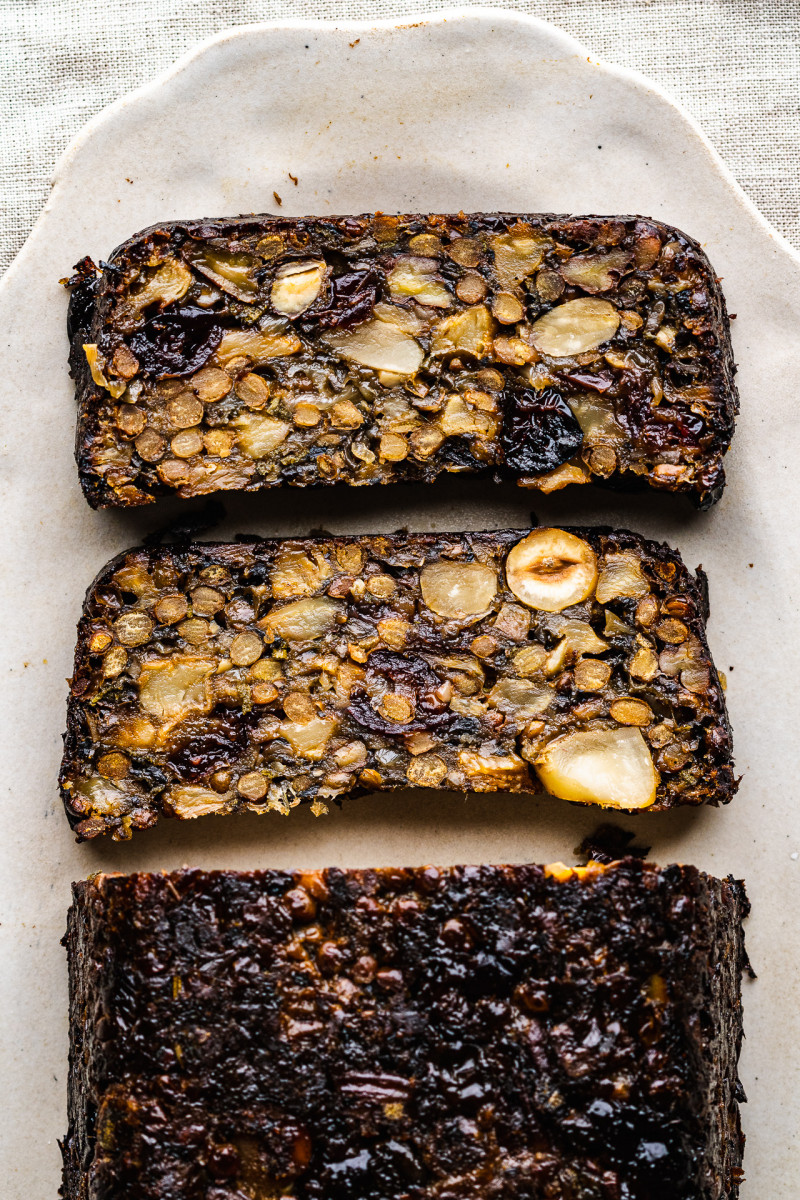 vegan nut roast loaf