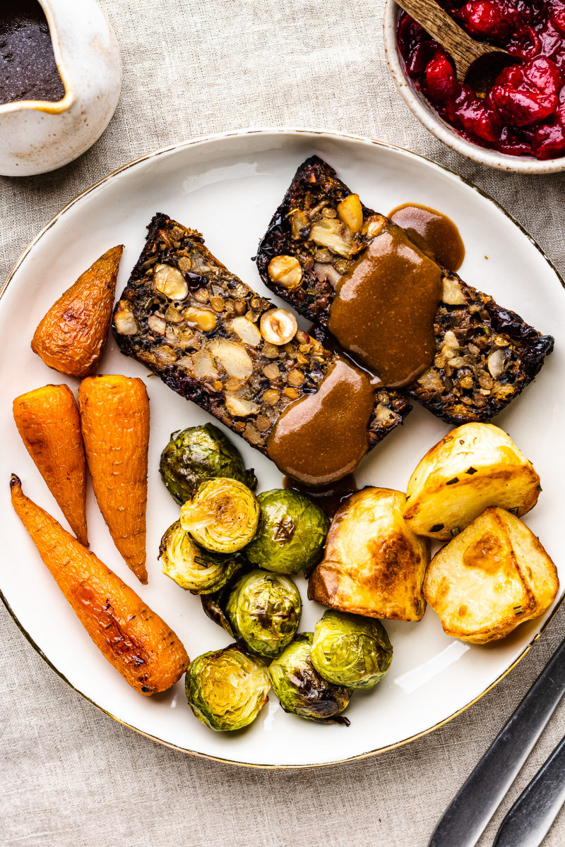 vegan nut roast plate gravy