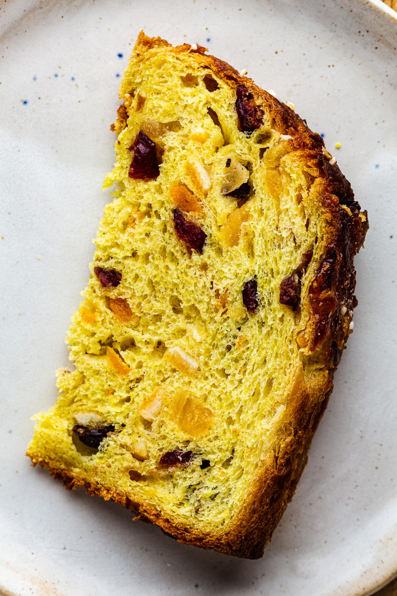 vegan panettone slice