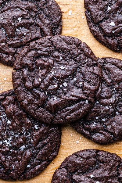 brownie cookies eggless close up