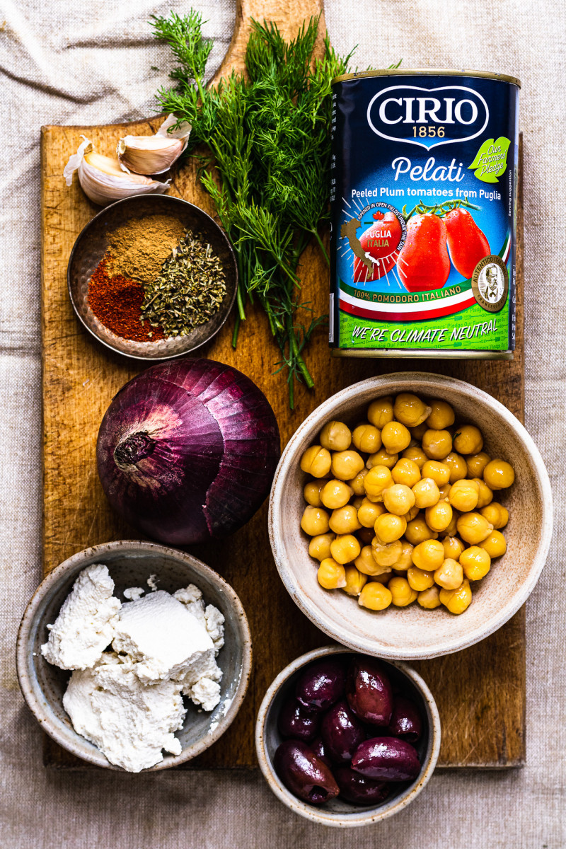 greek chickpeas tomato sauce ingredients