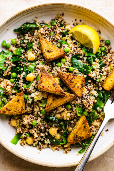 green bowl quinoa top down