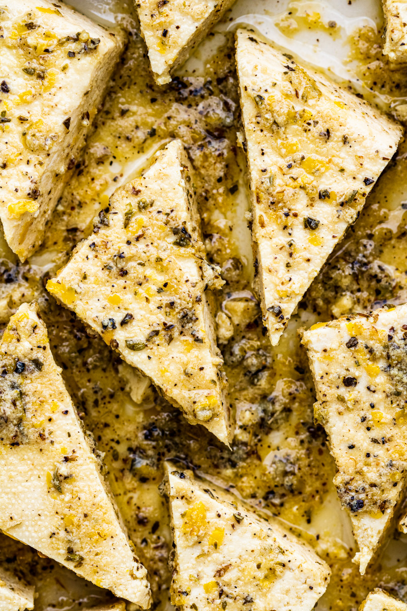 lemon tofu marinating