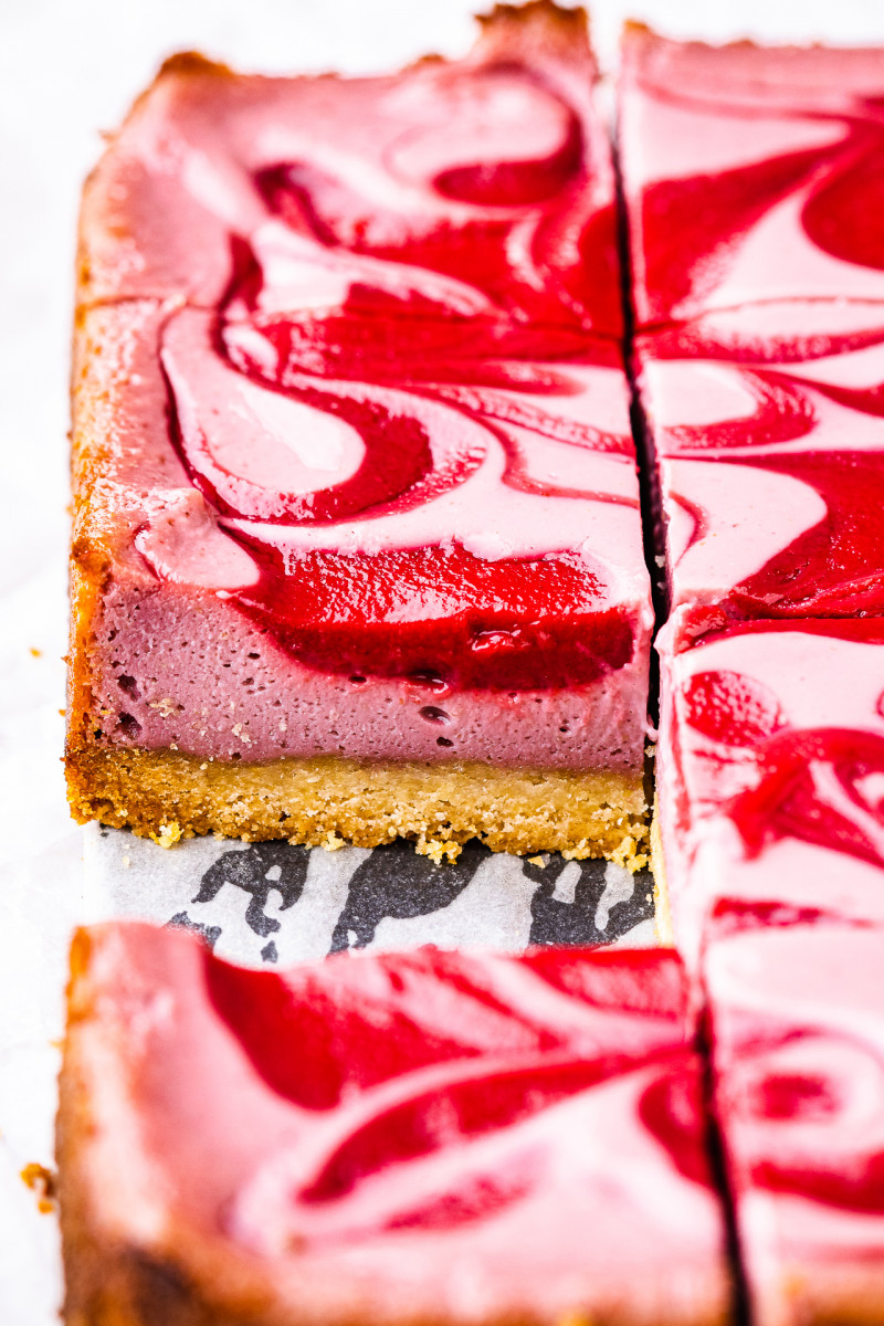 vegan strawberry cheesecake bars cut side